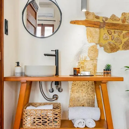 Maisonette In Center Of Chania With Roofgarden! Casa de Férias Chania (Crete)